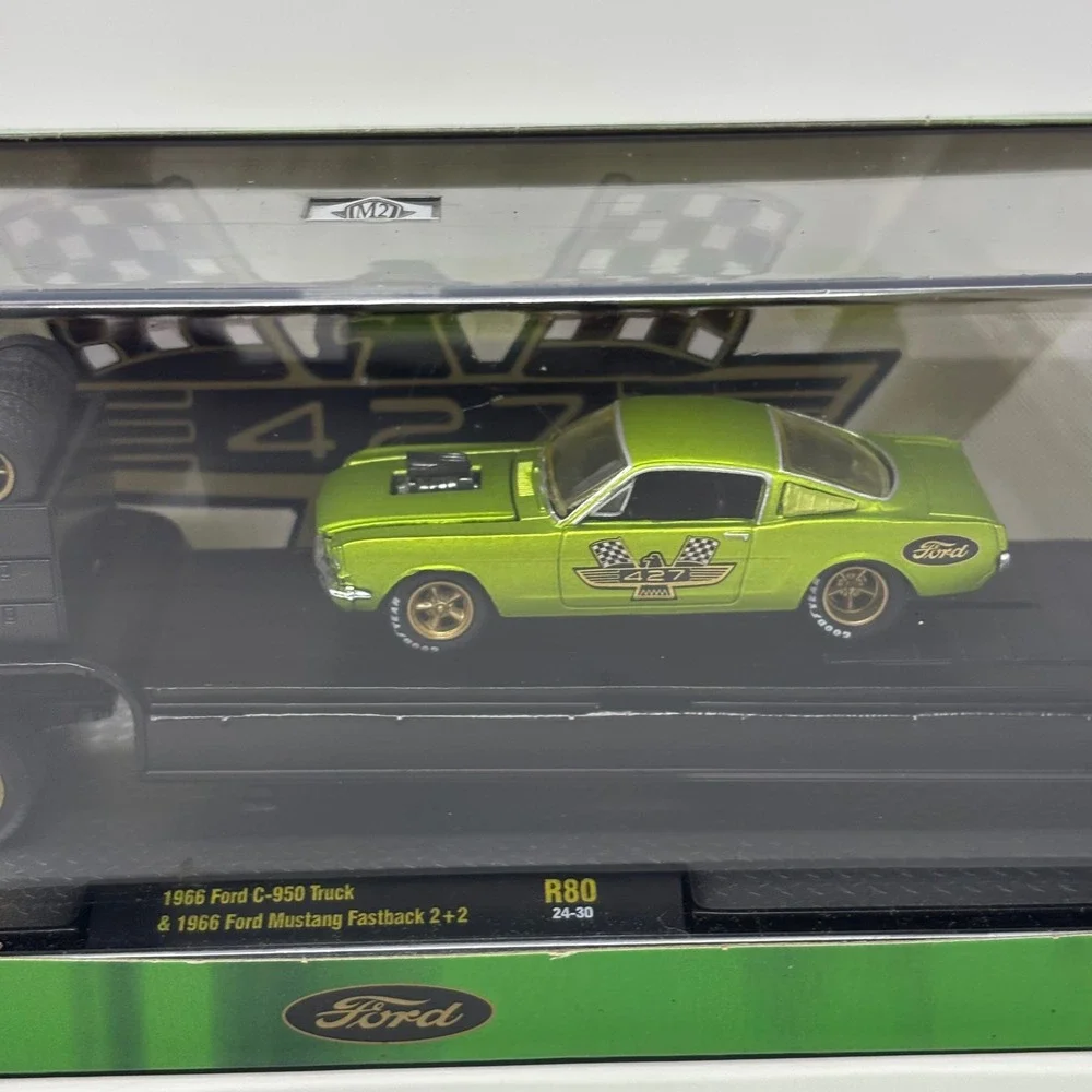 M2 Hauler 1966 Ford C-950 Truck & 1966 Ford Mustang Fastback Lime Green